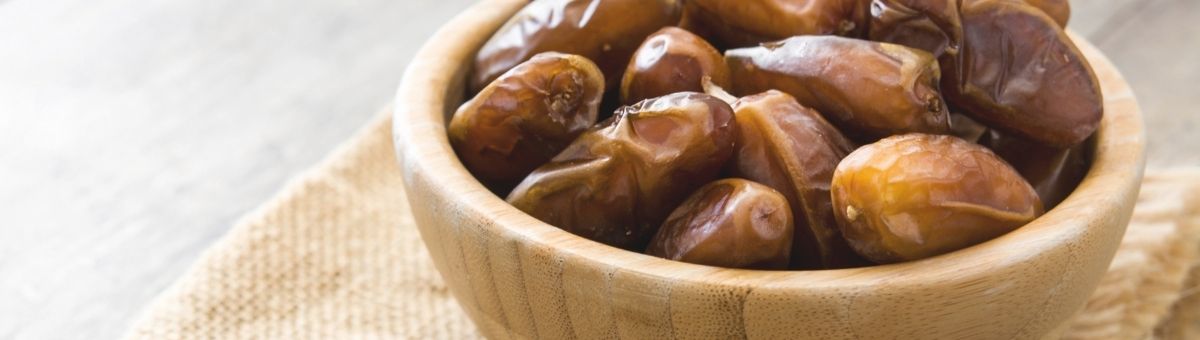 - Organic dried fruits like goji berries, dates, and golden berries in bulk for wholesalers. - Exotic dried fruits and spices for clean treats and healthy snacks.
